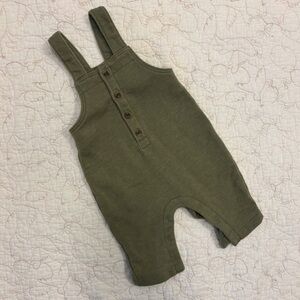 Old Navy 0-3M Infant Boys Overalls in Forest Green 🌲 with Snap-Up Gusset